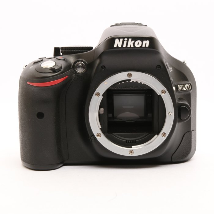 Nikon D5200 + Nikon 18-55mm lens Digitalt refleks kamera (DSLR)