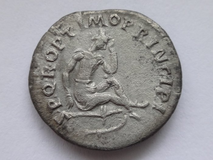 Romarriket Trajan (AD 98-117) Denarius Rome mint