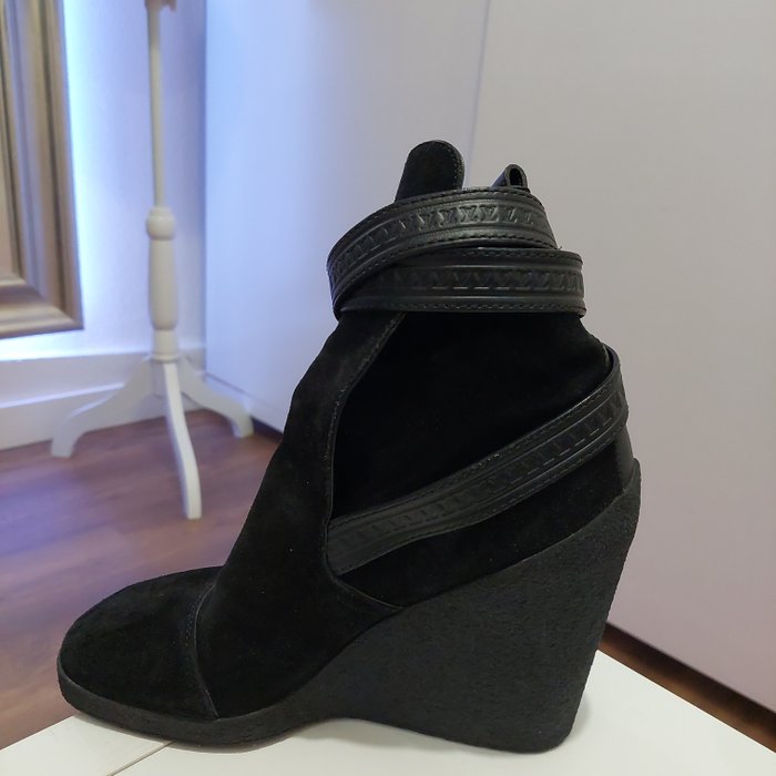 Louis Vuitton - Støvler - Størelse: Shoes / EU 37