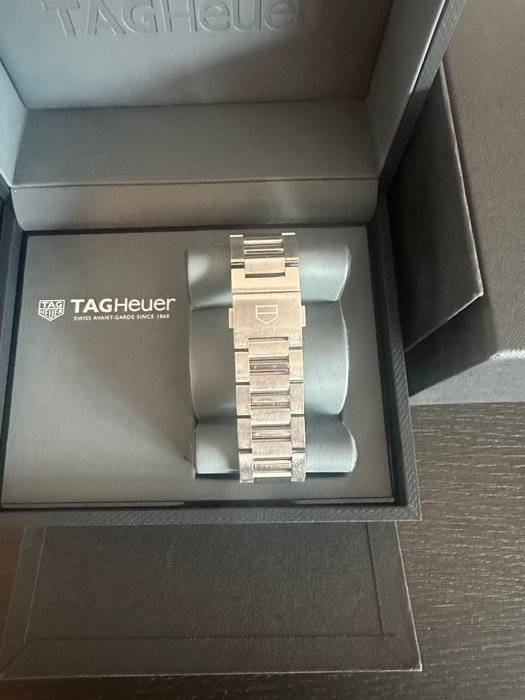 TAG Heuer - Carrera Chronograph - CBN2A1A.BA0643 - Mænd - 2020+