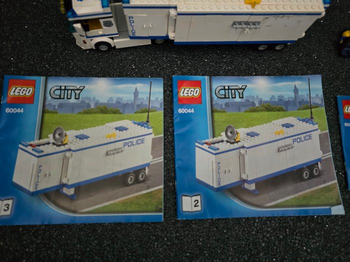 Lego - City - 60044 - Mobile Police Unit - 2010-2020