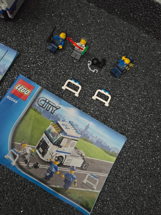 Lego - City - 60044 - Mobile Police Unit - 2010-2020