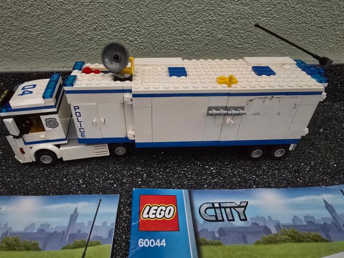 Lego - City - 60044 - Mobile Police Unit - 2010-2020