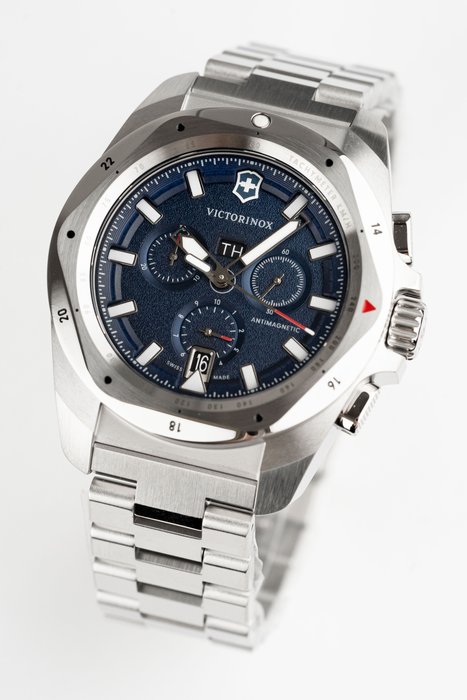 Victorinox - Ingen mindstepris - 241985 - Mænd - I.N.O.X. Chronograph Collection - Splinterny