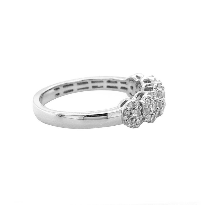 Ring - 14 karat Hvidguld -  0.57ct. tw. Diamant (Natur)