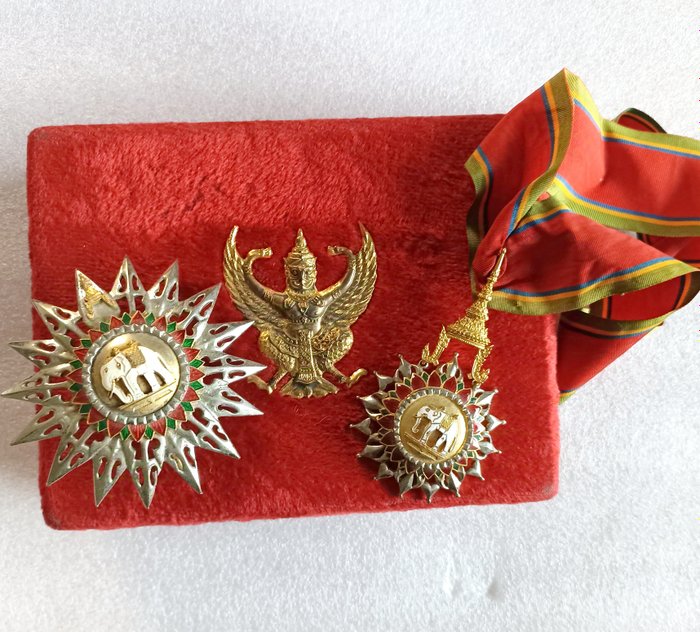 Thailand - Belønning - The Most Exalted Order of the White Elephant - 2nd Class Knight Commander Star and Badge Set