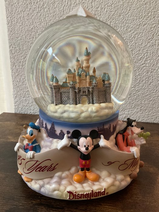 Disneyland Anaheim - 45 Years - 1 Snowglobe - Walt Disney Attractions LLC - 2000