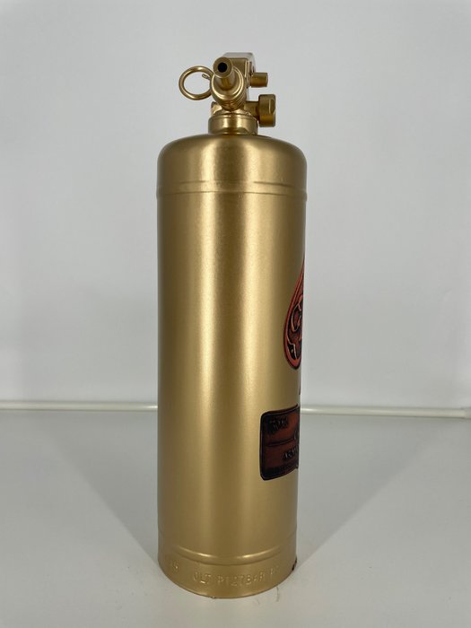 Roman180 (1999) - Fire Extinguisher “Armand de Brognac Gold”