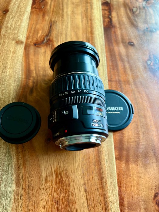 Canon Lens EF 28-135mm 1:3.5 - 5.6 IS Zoomobjektiv