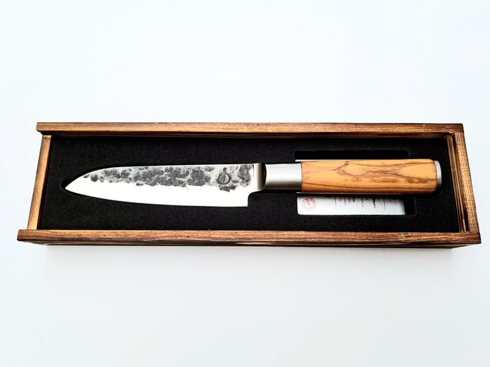 Santoku Knife - Hammered and Forged - 440C Japanese Stainless Steel - Olive Wood - Køkkenkniv - Rustfrit stål - Japan