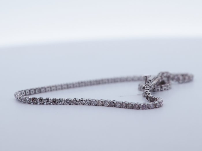 Ingen mindstepris - Other brand - Armbånd 18 kt. -  1.70ct. tw. Diamant (Naturfarvet)