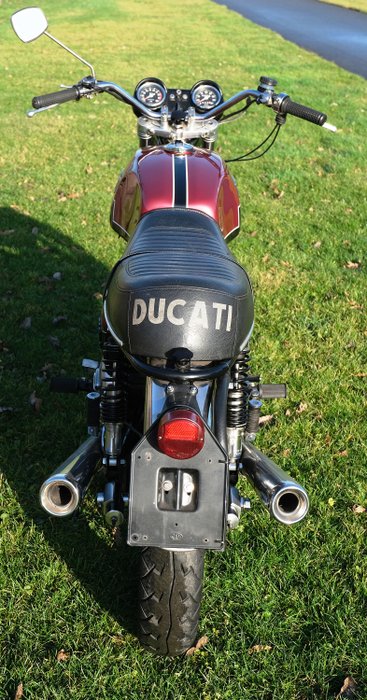 Ducati - GT 750 - Roundcase - 1973