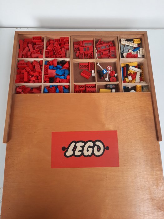 Lego - Vintage - Mooie Vintage lego houten doos met inhoud