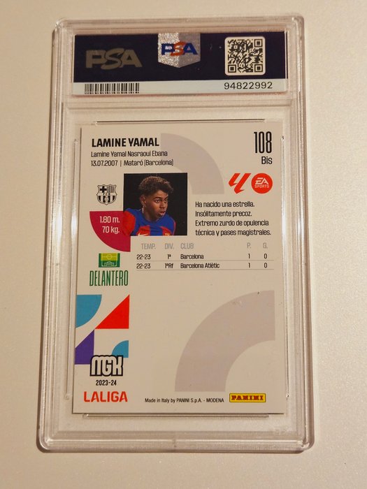 2023/24 Panini Megacracks Lamine Yamal #108 BIS #423 Master Rookie PSA 8 - 2 Graded card