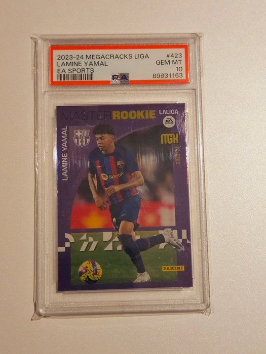 2023/24 Panini Megacracks Lamine Yamal #108 BIS #423 Master Rookie PSA 8 - 2 Graded card