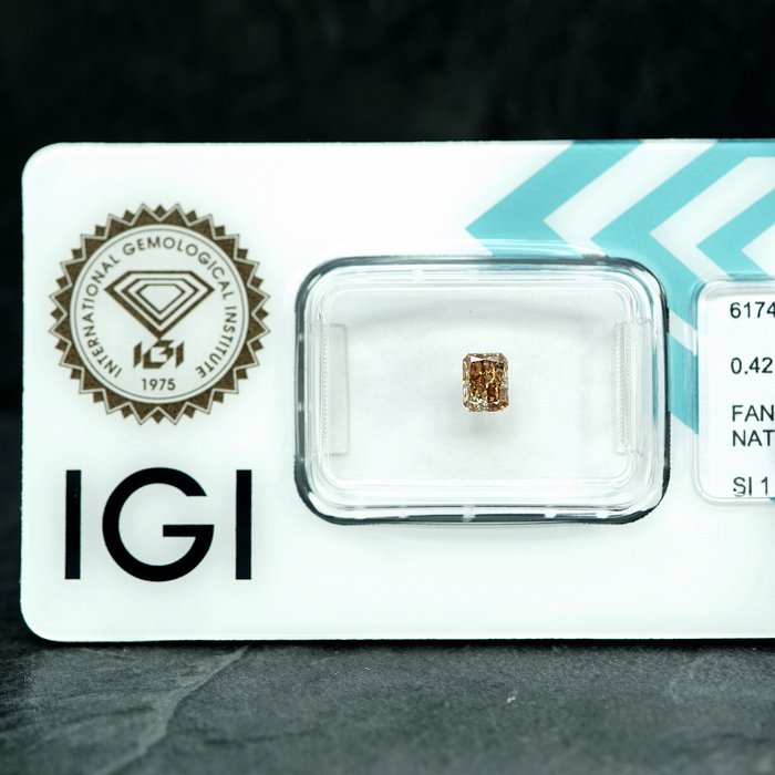 Ingen mindstepris - 1 pcs Diamant  (Naturfarvet)  - 0.42 ct - Fancy Brunlig Gul - SI1 - International Gemological Institute (IGI)