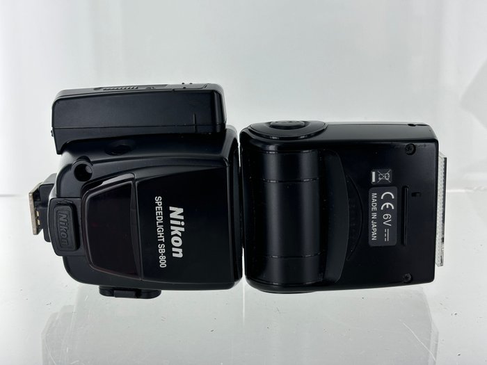 Nikon Speedlight SB-800 Blitz