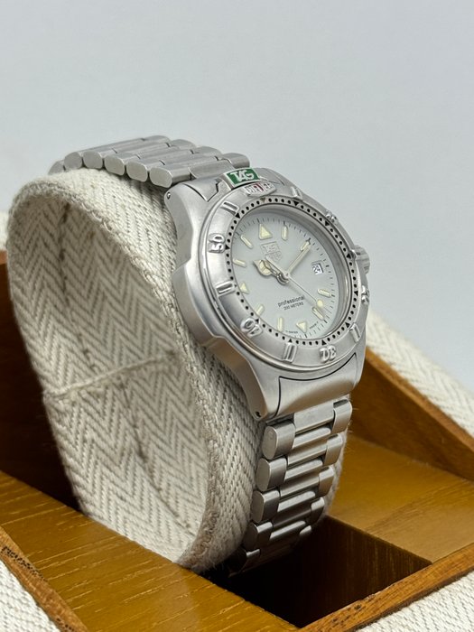 TAG Heuer - 4000 Professional 200 Meters - Ingen mindstepris - Ref.WF1410-0 - Kvinder - 1980-1989