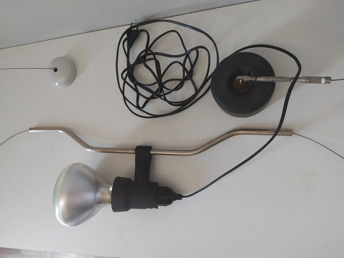 Flos - Achille Castiglioni - Lampe - Beslag - Metal Plast - Original Flos fra 70'erne