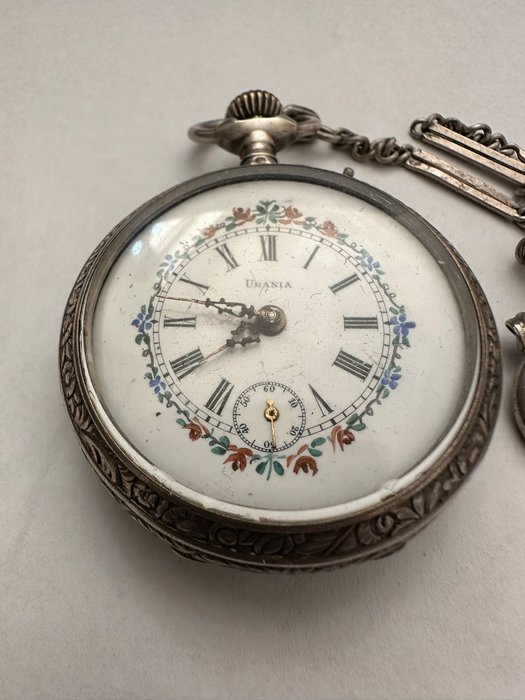 Urania Silver Pocket Watch with chain - Lommeur - 1901-1949