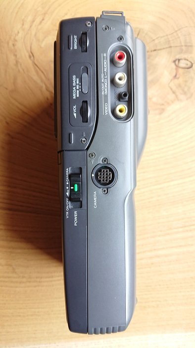 Sony GV-300E V8/Hi8 recorder