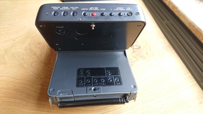 Sony GV-300E V8/Hi8 recorder