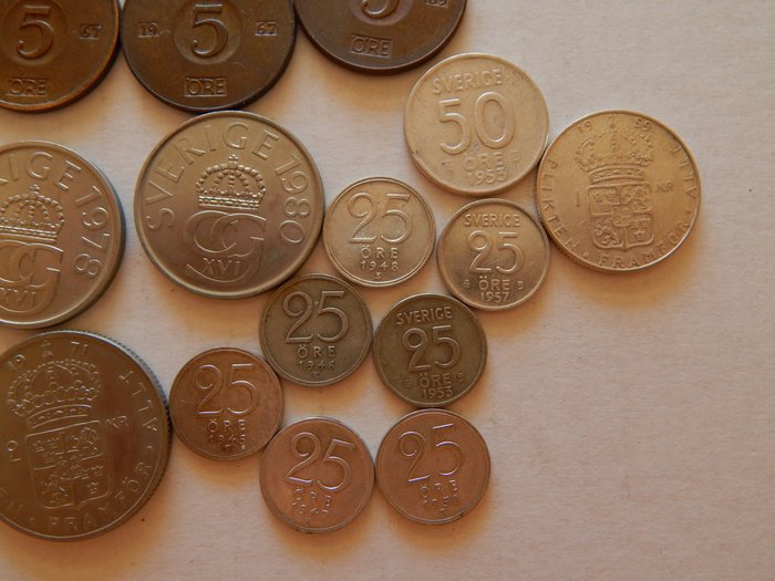 Sverige. A Lot of 87x Swedish Coins and Banknotes, including Silver  (Ingen mindstepris)