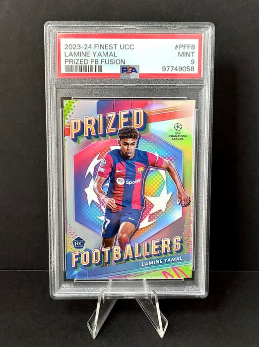 2023/24 Topps Finest UCC Lamine Yamal #PFF8 Prized Footballers Fusion PSA 9 Graded card