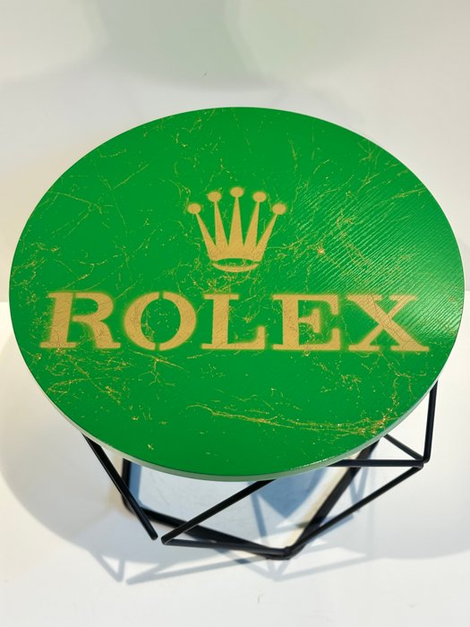 Rob VanMore - Tea-Time on Rolex Table - ø50cm