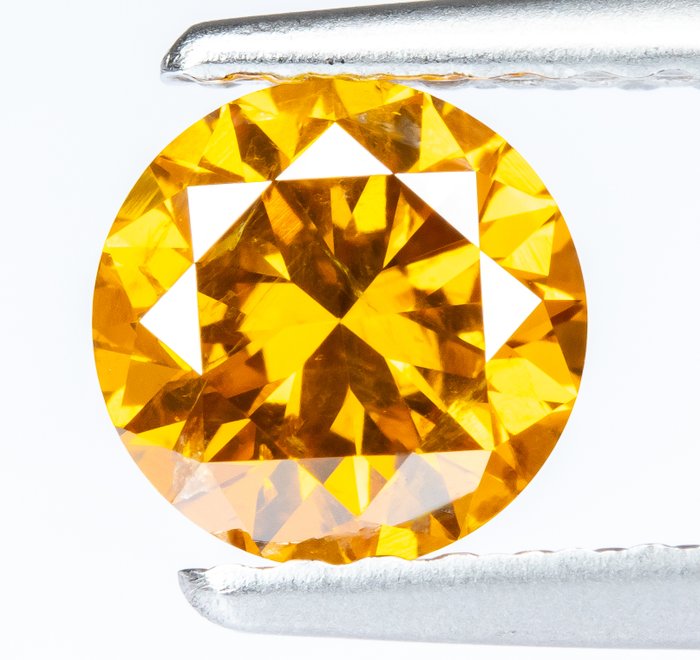 Ingen mindstepris - 1 pcs Diamant  (Naturfarvet)  - 0.71 ct - Rund - Fancy vivid Orange - I1 - Gem Report Antwerp (GRA)