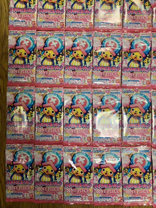 Bandai - 100 Booster pack - ONE PIECE CARD GAME Japanese - EB-01 Extra Booster Memorial Collection