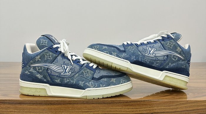 Louis Vuitton - Sneakers