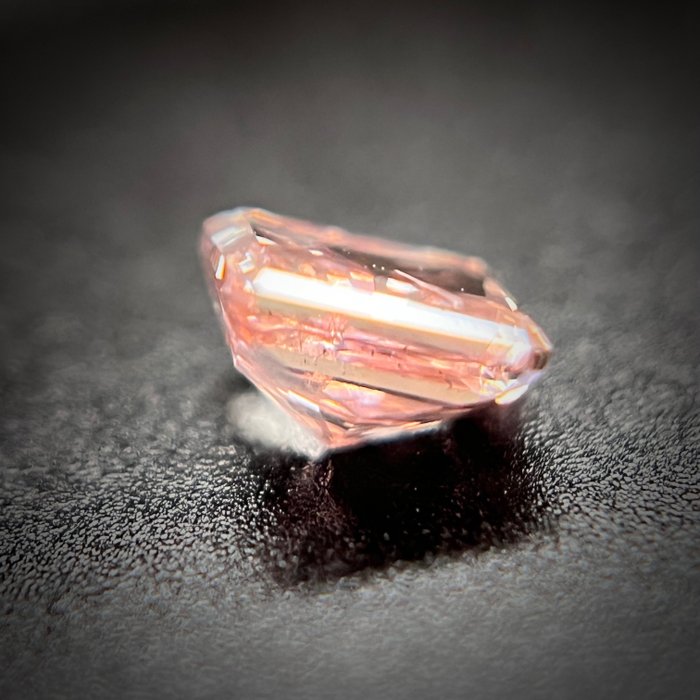 1 pcs Diamant - 0.25 ct - Skåret hjørne rektangulært - fancy intens brunlig pink - SI2