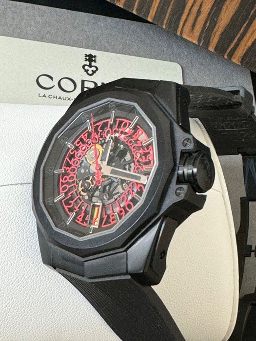 Corum - Admiral - A082/03685 - Mænd - 2010-2020