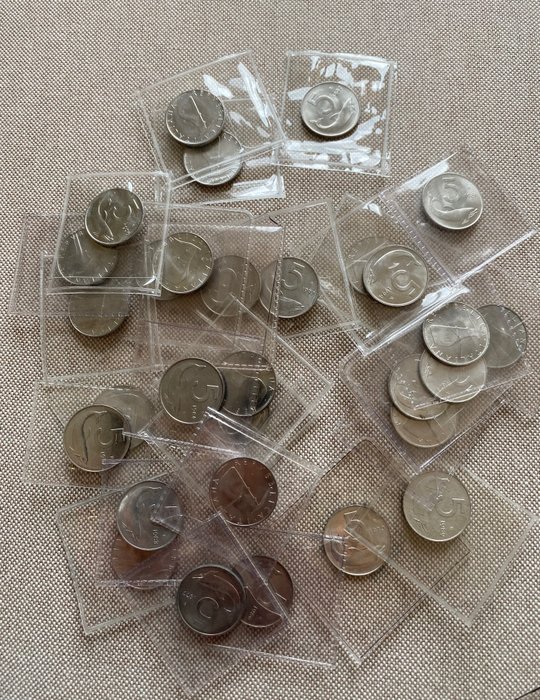 Italien. Serie completa 5 Lire, 10 Lire, 20 Lire, 1969-1999 + 2 Monete da 10 Lire Spighe Lunghe (93 Monete sigillate)  (Ingen mindstepris)