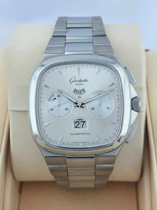 Glashütte Original - Seventies Chronograph Panorama Date - 01-37-02-02-02-70 - Mænd - 2022