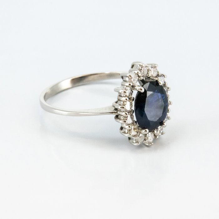 Ring - 14 karat Hvidguld Safir - Diamant