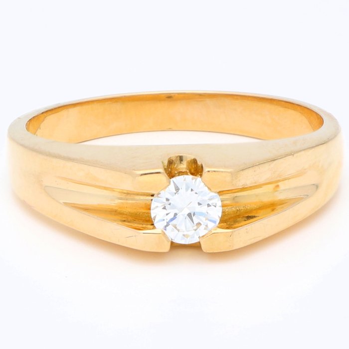 Ingen mindstepris - Ring - 18 kraat Gulguld -  0.18ct. tw. Diamant (Natur)