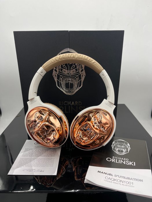 Richard Orlinski (1966) - Headphones Kong  (rose gold)