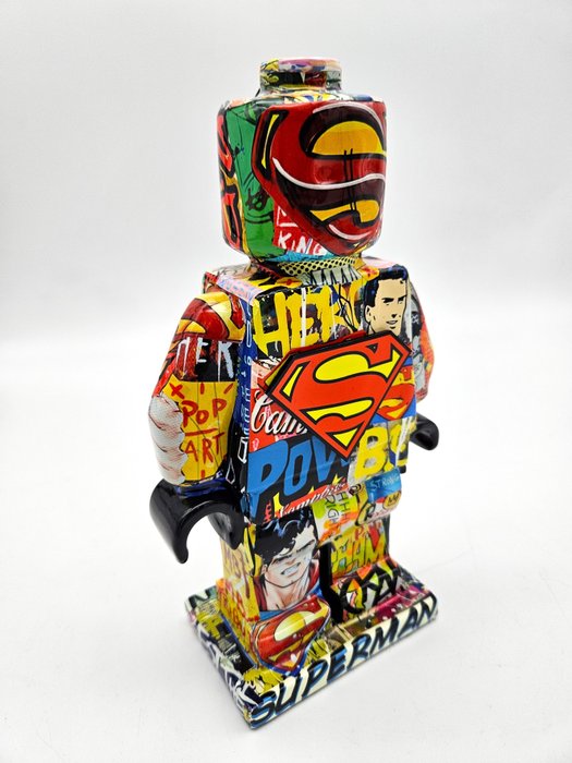 Patryk Konrad - Patryk Konrad - Lego inspired Batman Vs. Superman sculpture - limited edition