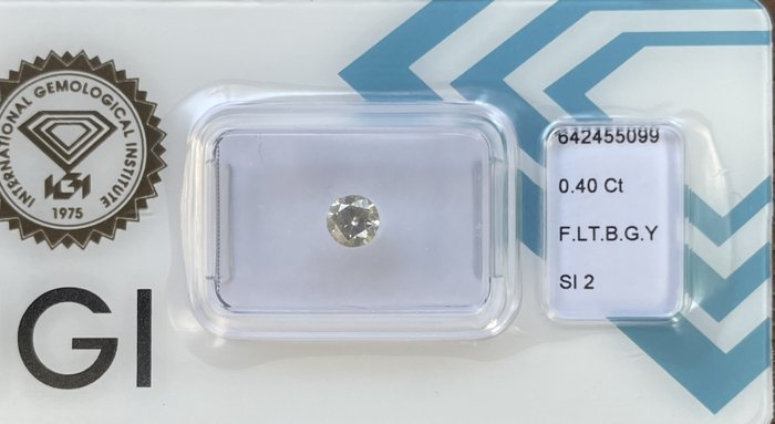 Ingen mindstepris - 1 pcs Diamant  (Naturfarvet)  - 040 ct - Rund - Fancy light Brunlig Grålig Gul - SI2 - International Gemological Institute (IGI)