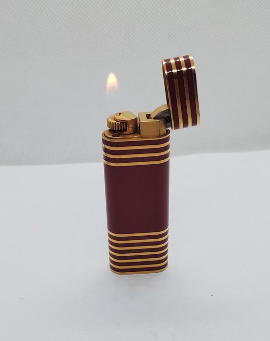 Cartier - Burgundy Enamel and Gold Plated - Lighter - Emalje, Forgyldt