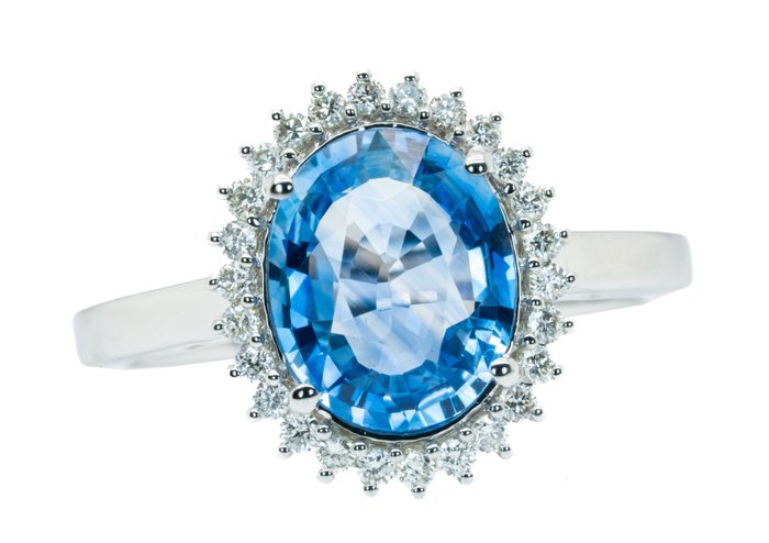 Ingen mindstepris - Ring - 18 kraat Hvidguld Blå (Madagaskar) -  267ct tw Safir - Diamant - 023 ct - VS