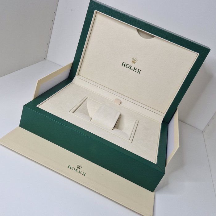 Rolex - Oyster Box Size XL Ref. 39143.71