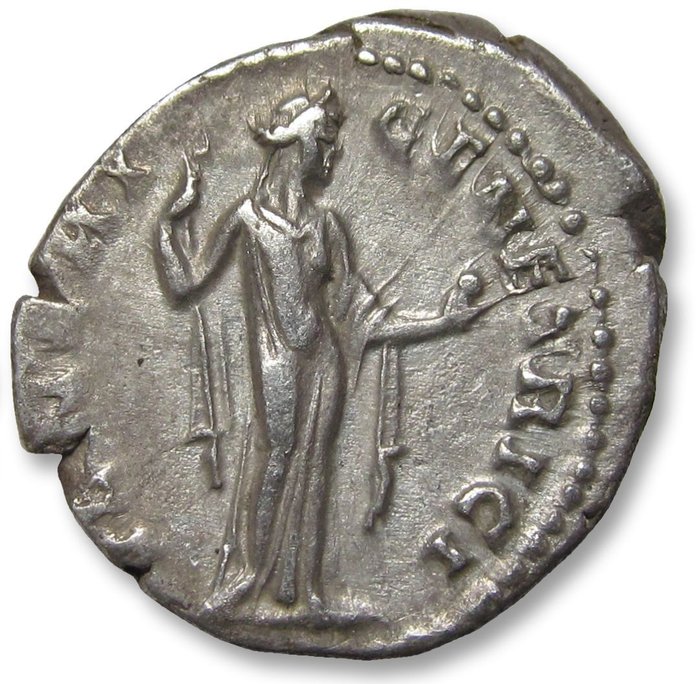 Romarriket. Sabina (Augusta, AD 128-136). Denarius Rome mint circa 137-138 A.D. - VENERI GENETRICI, Venus standing right -