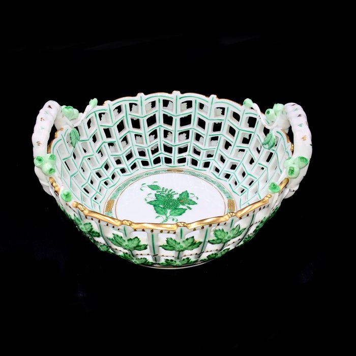 Herend - Artwork Large Breakthrough Centrepiece/Basket (205 cm) - "Apponyi Green" - Kurv - Håndmalet porcelæn