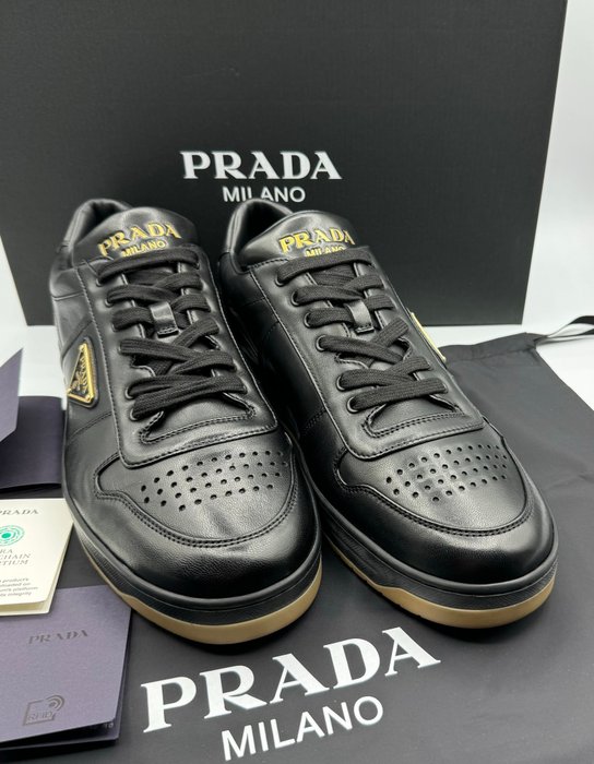 Prada - Sneakers - Størelse: Shoes / EU 43