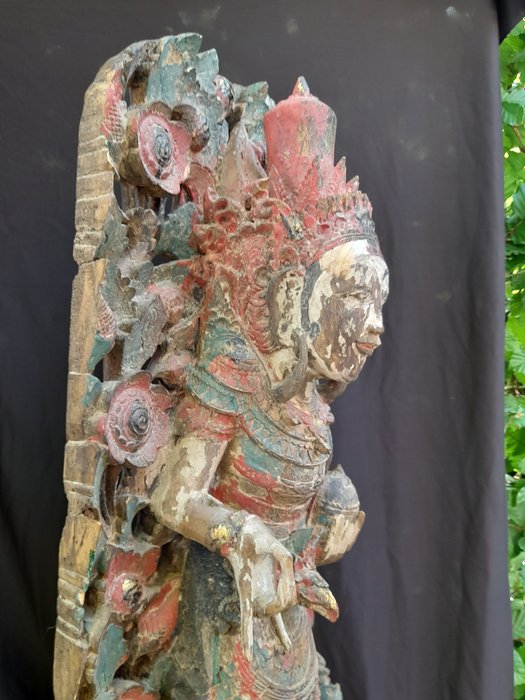 Skulptur af en præst 78 cm - Bali - Indonesien