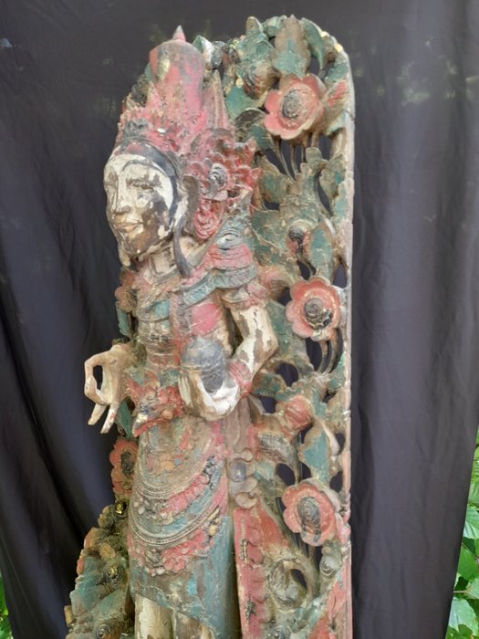 Skulptur af en præst 78 cm - Bali - Indonesien