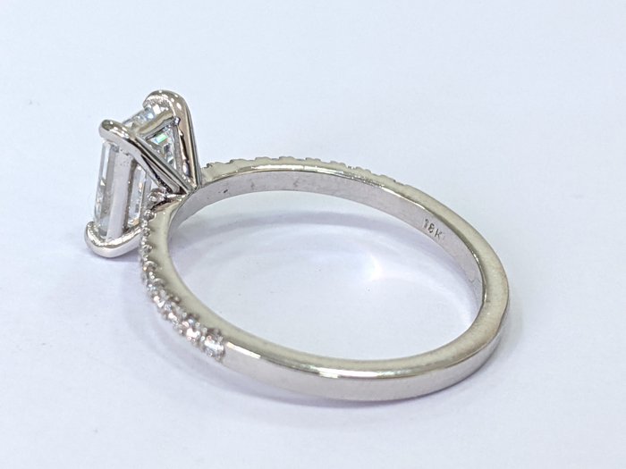 Ingen mindstepris - Ring - 18 kraat Hvidguld -  175ct tw Diamant (Laboratoriedyrket) - Diamant - F INTERN FEJLFRI